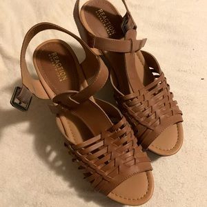 Reaction Kenneth Cole Wedge Sandal